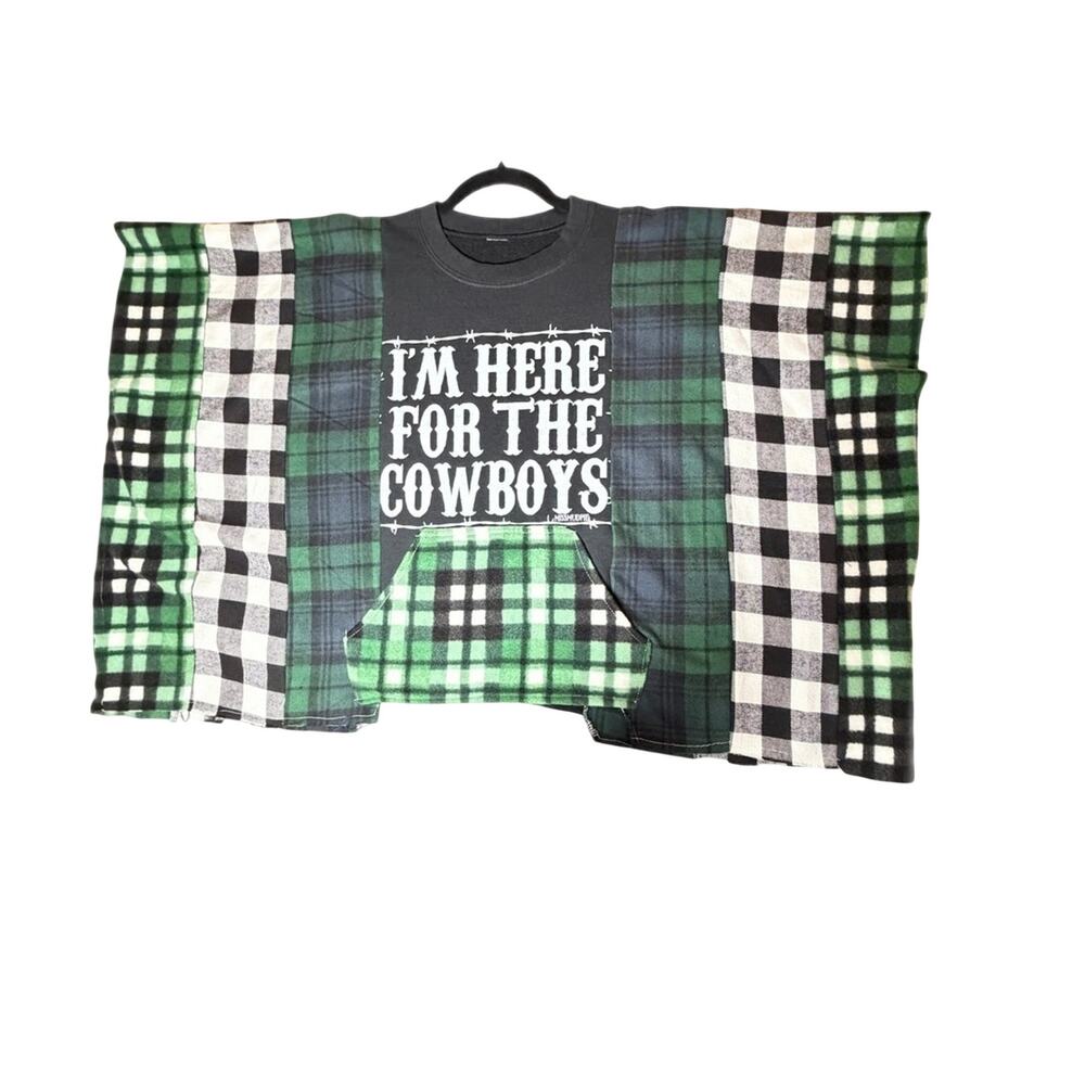 Im here for the Cowboys poncho flannel and fleece up cycle kangaroo pocket